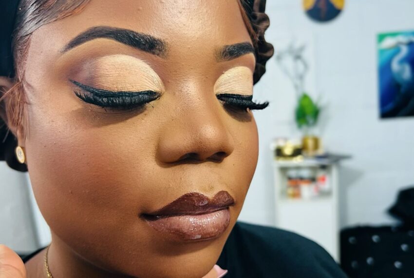 “Art & Makeup: Two Worlds, One Creative Soul”